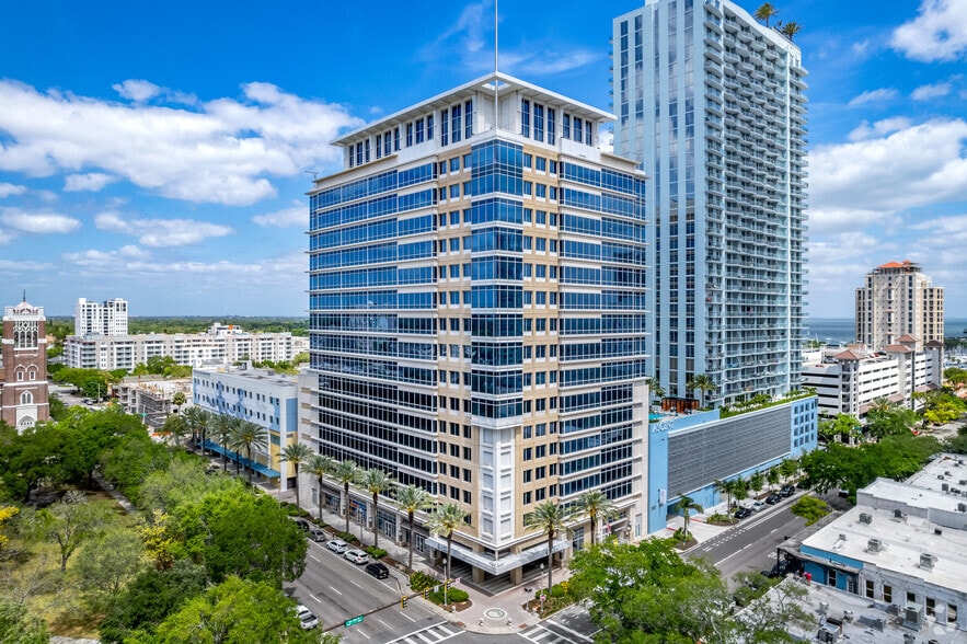 299 1st Ave N, Saint Petersburg, FL à louer - Photo de l’immeuble – Image 3 sur 3