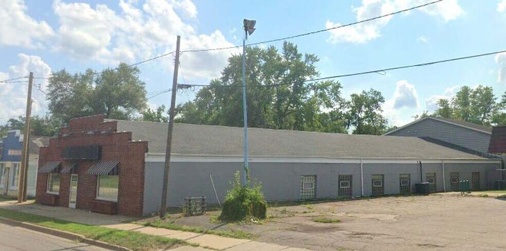 2918 Portage St, Kalamazoo, MI à vendre - Photo de l’immeuble – Image 2 sur 19