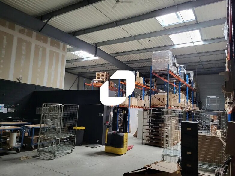 Bureau dans Marcq-en-Baroeul à louer - Photo de l’immeuble – Image 3 sur 7