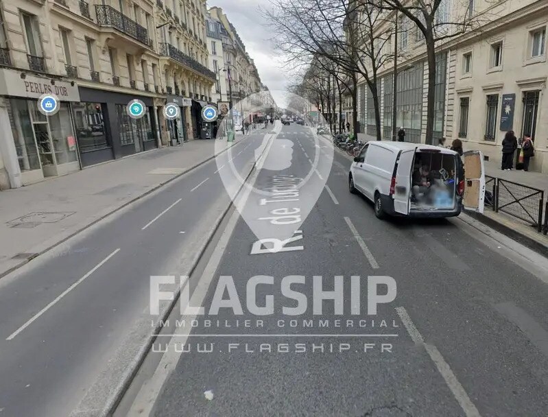 Local commercial dans Paris à louer Aérien– Image 1 sur 9