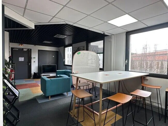 Plus de détails pour Bureau à louer