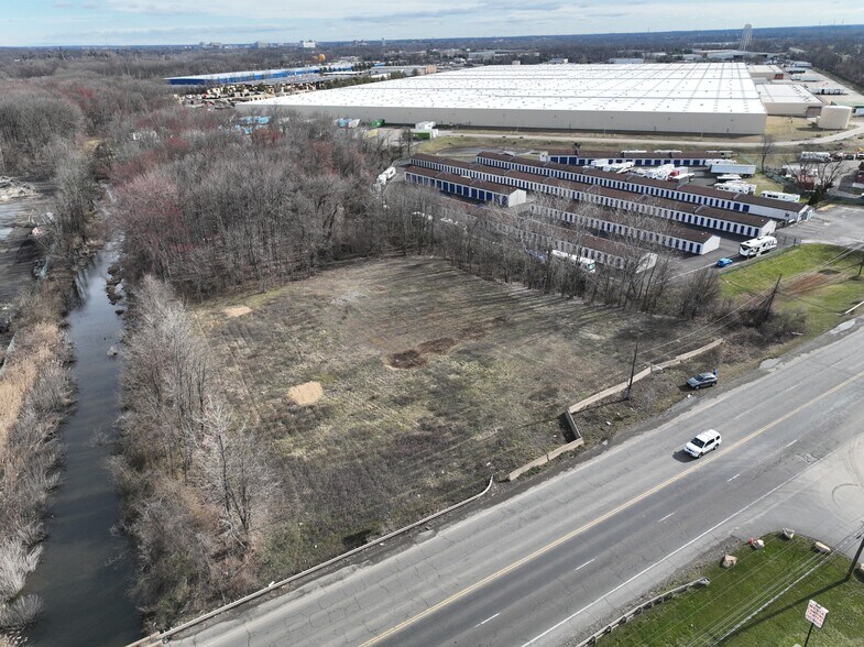 315 Tyburn Rd, Fairless Hills, PA à vendre - Photo de l’immeuble – Image 3 sur 3