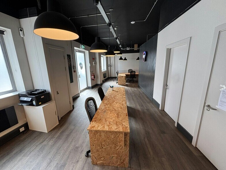 10-20 Hotwell Rd, Bristol à louer - Photo de l’immeuble – Image 3 sur 11