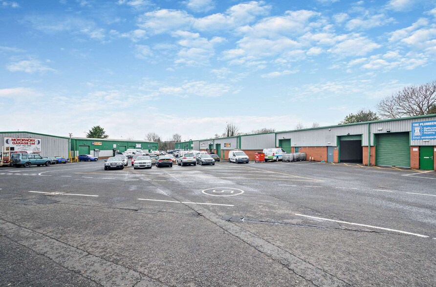 Netherton Rd, Glasgow à louer - Photo de l’immeuble – Image 3 sur 3