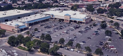 134-40 Springfield Blvd, Springfield Gardens, NY à louer Photo de l’immeuble– Image 1 sur 3