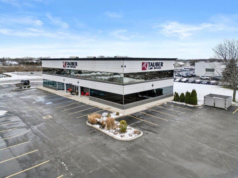 1415-1445 Eagle Ridge Dr, Schererville, IN à louer - Photo de l’immeuble – Image 3 sur 12