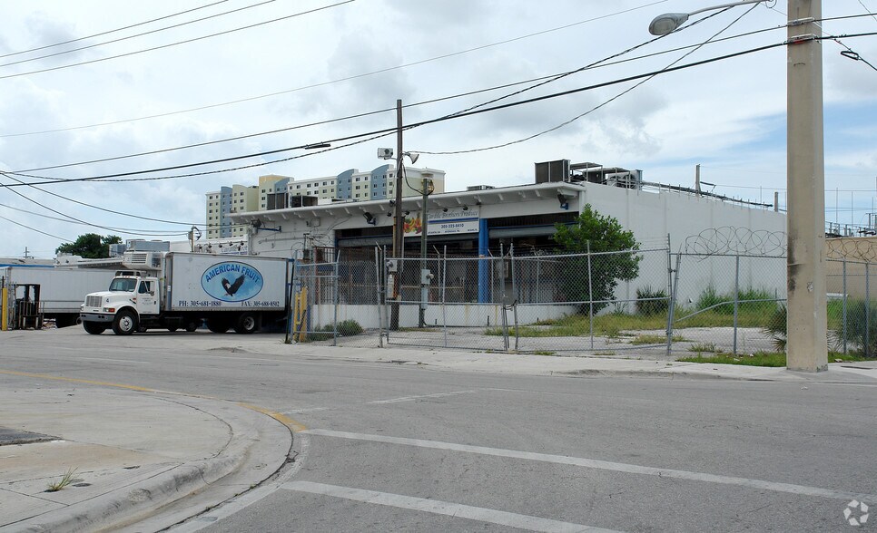 1370-1380 NW 22nd St, Miami, FL à louer - Photo principale – Image 1 sur 31