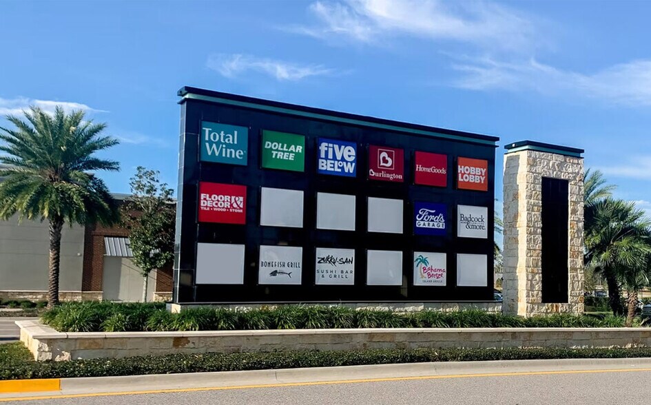 Wesley Chapel Blvd, Lutz, FL à louer - Photo de l’immeuble – Image 3 sur 3