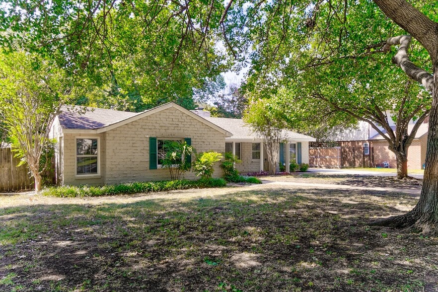 3727 W Biddison St, Fort Worth, TX à vendre - Photo principale – Image 1 sur 25
