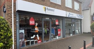 Plus de détails pour 1 Prospect Court, The Broadway, Farnham Common - Local commercial à louer