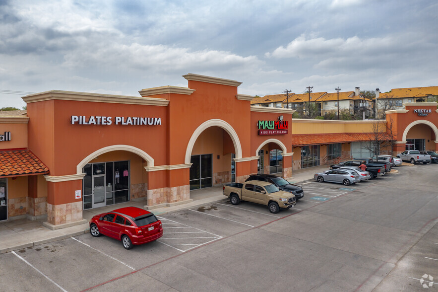 19239 Stone Oak Pky, San Antonio, TX à louer - Photo de l’immeuble – Image 3 sur 5