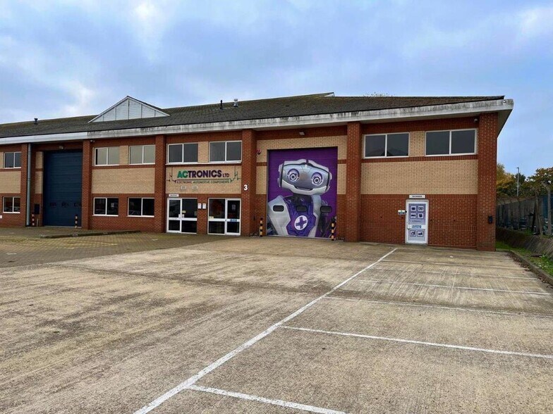 2-3 Brunel Way, Colchester à louer - Photo de l’immeuble – Image 3 sur 19