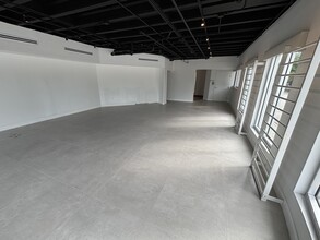 6399 Biscayne Blvd, Miami, FL à louer Photo de l’immeuble– Image 2 sur 13