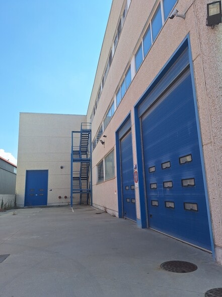 Industriel/Logistique dans Getafe, Madrid à louer - Photo de l’immeuble – Image 3 sur 12