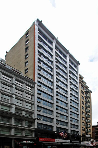 106 Fulton St, New York, NY à louer - Photo de l’immeuble – Image 1 sur 2