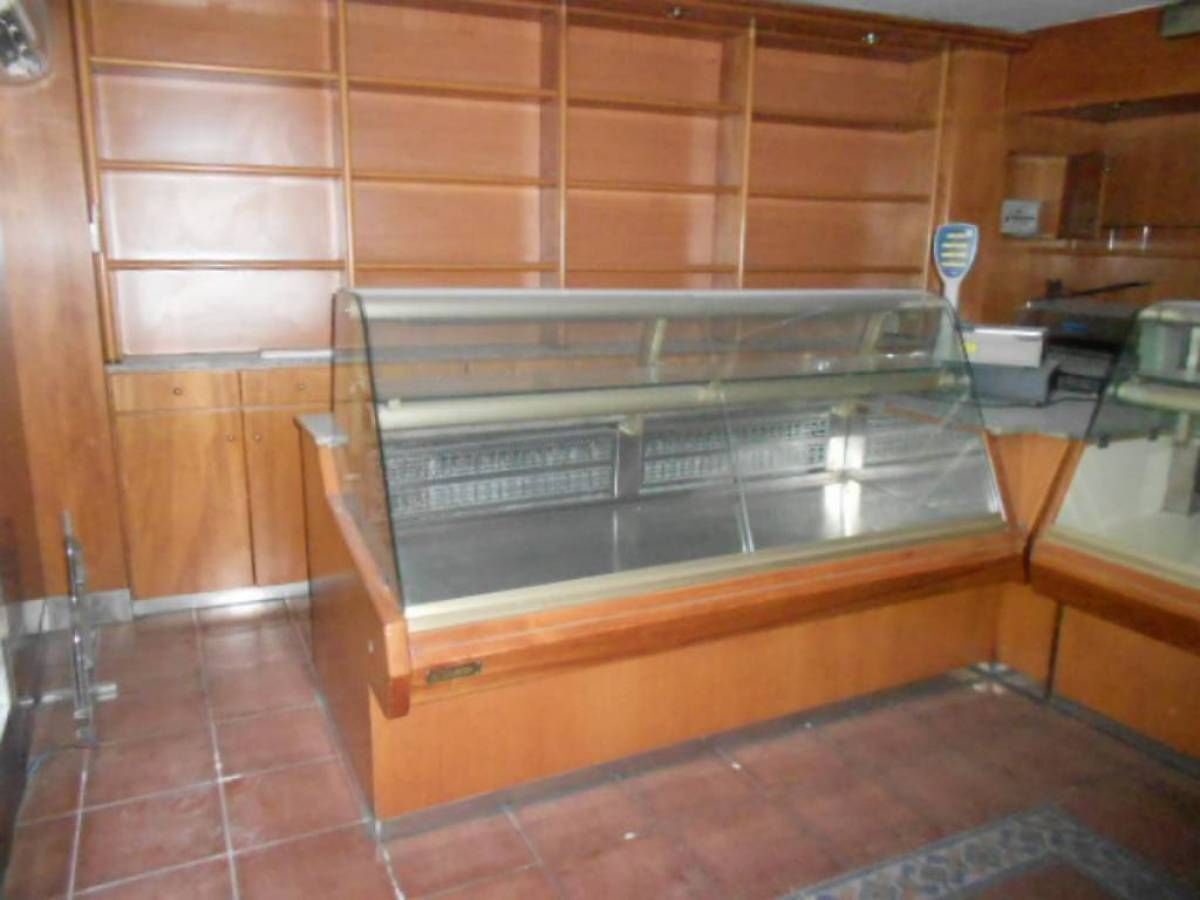 Local commercial dans Manresa, Barcelona à louer Photo intérieure– Image 1 sur 8