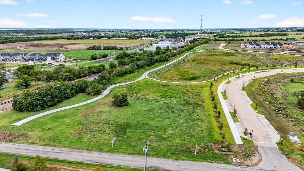 512 N Oklahoma Dr, Celina, TX à vendre - Photo principale – Image 1 sur 12