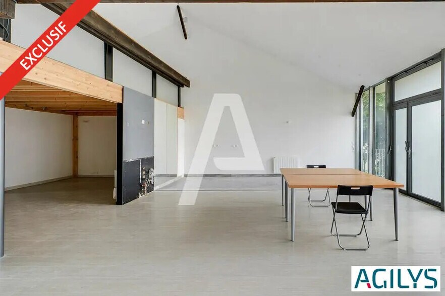 Bureau dans Ivry-sur-Seine à louer - Photo de l’immeuble – Image 2 sur 7