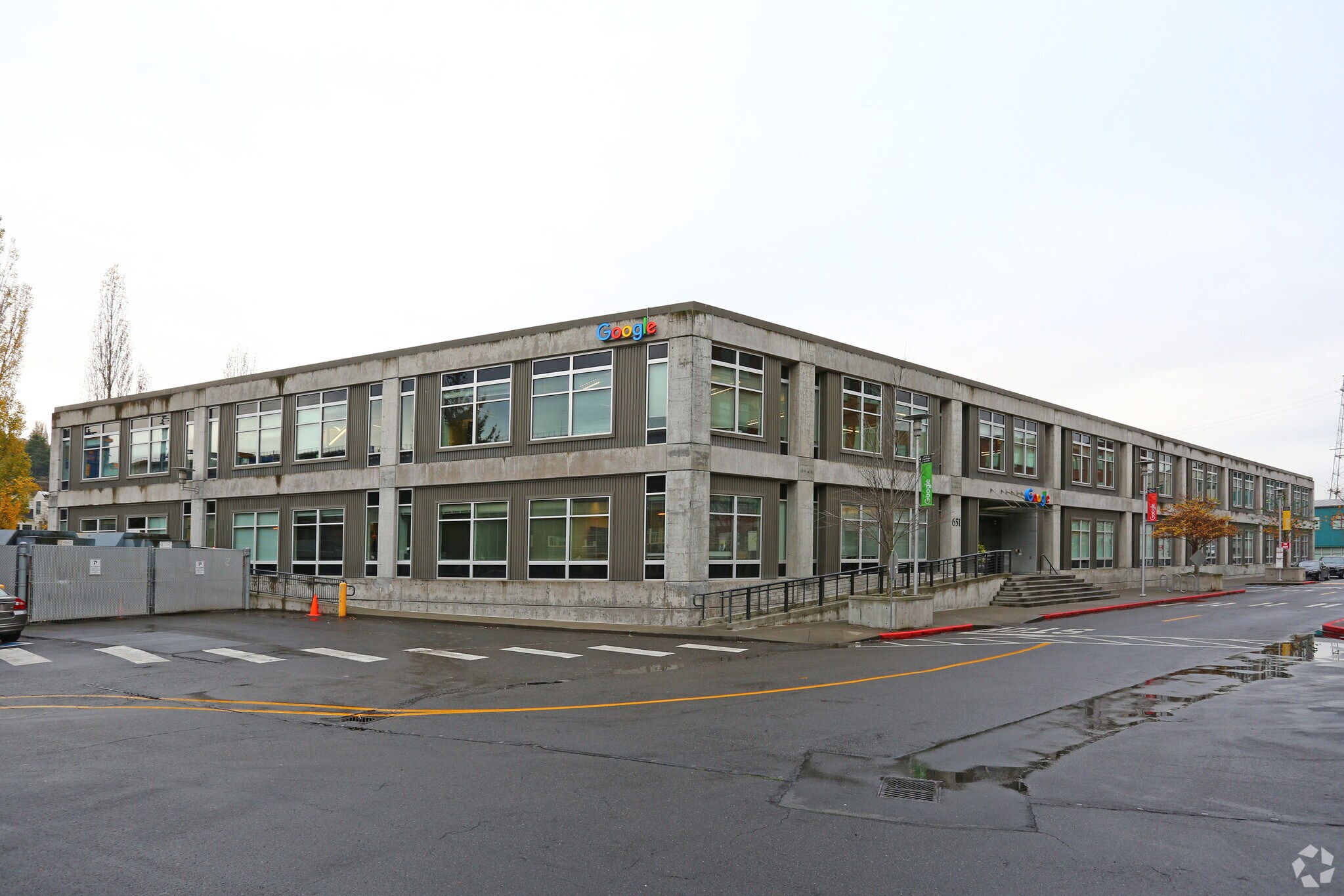 651 N 34th St, Seattle, WA à louer Photo principale– Image 1 sur 9