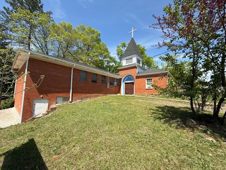 1107 Spring St, Hot Springs, AR à vendre - Photo de l’immeuble – Image 3 sur 32
