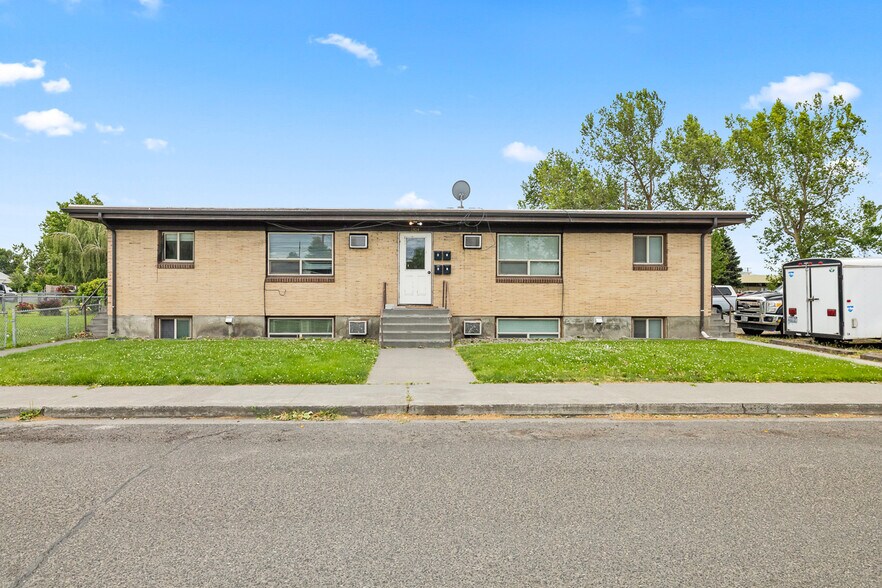 1304 W Hopkins St, Pasco, WA à vendre - Photo principale – Image 1 sur 10