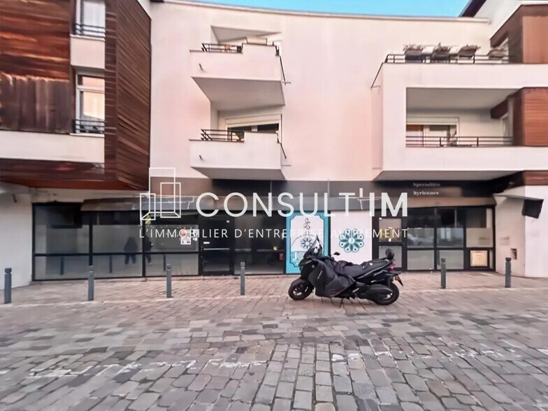 Local commercial dans Nanterre à louer - Photo de l’immeuble – Image 1 sur 6