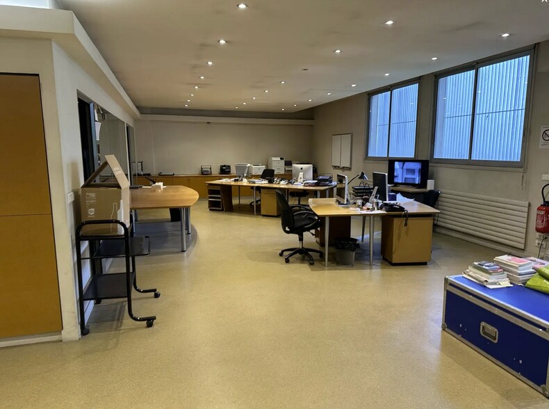 57 Rue Ganneron, Paris à vendre - Photo intérieure – Image 2 sur 10