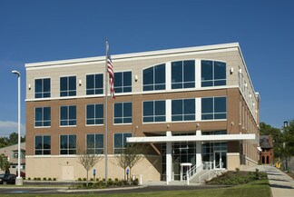 Plus de détails pour 3505 Columbia Pkwy, Cincinnati, OH - Bureau à louer