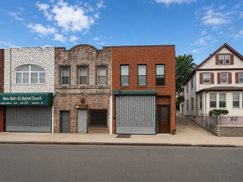 107-24 Springfield Blvd, Queens Village, NY à louer - Photo de l’immeuble – Image 3 sur 17