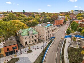 538-540 Pl Saint-Henri, Montréal, QC - VUE AÉRIENNE  vue de carte
