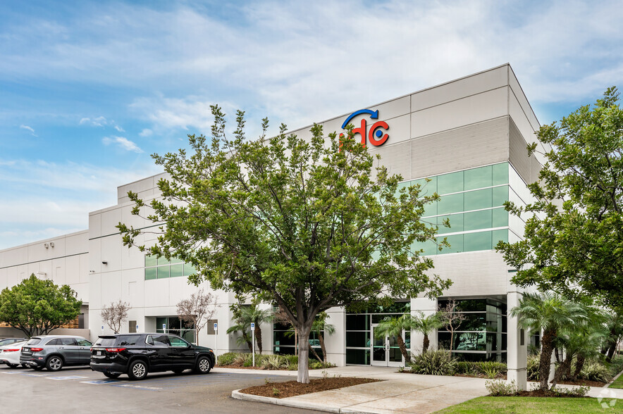 6700-6750 Artesia Blvd, Buena Park, CA à louer - Photo de l’immeuble – Image 3 sur 7