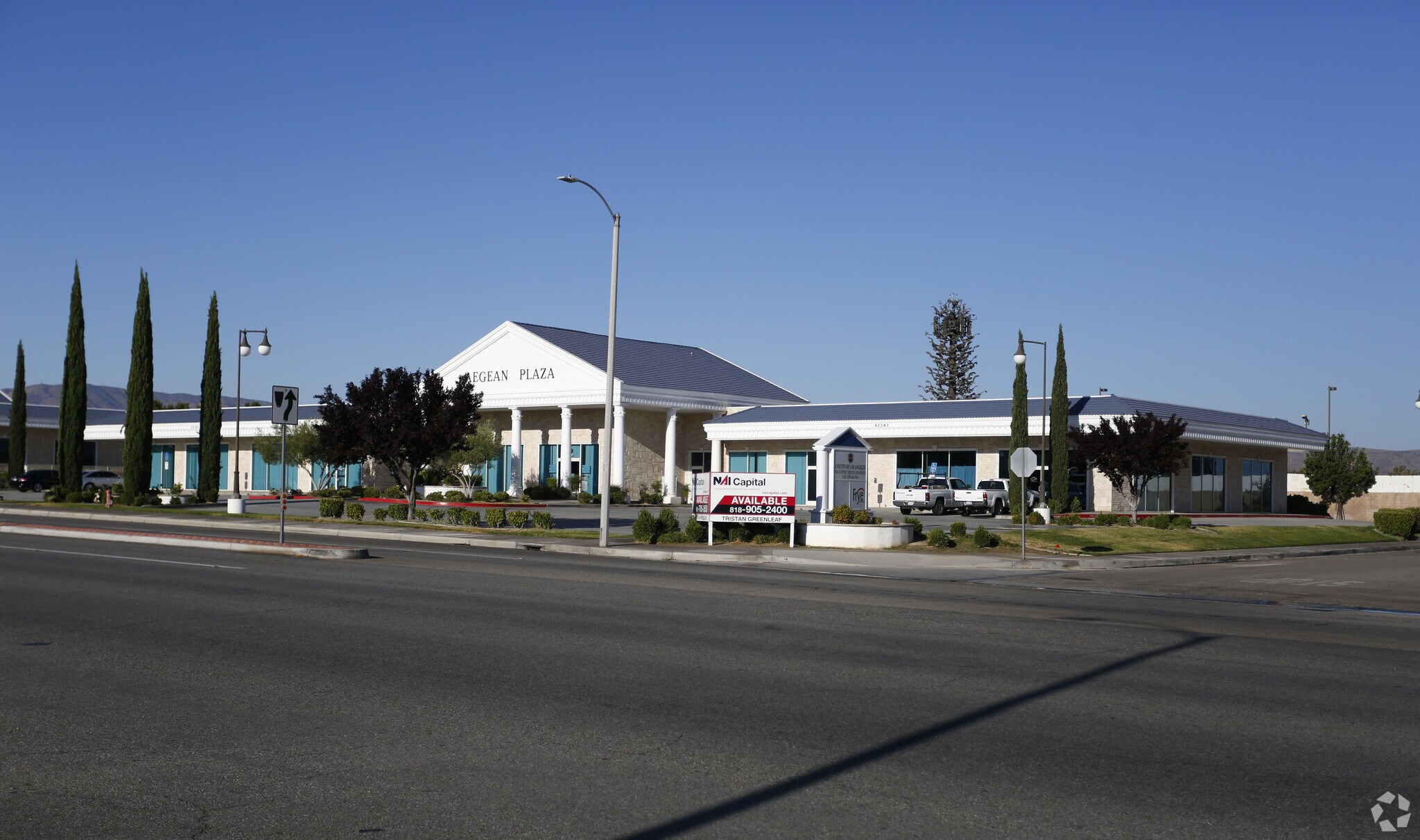 42281 10th St W, Lancaster, CA à vendre Photo principale– Image 1 sur 20