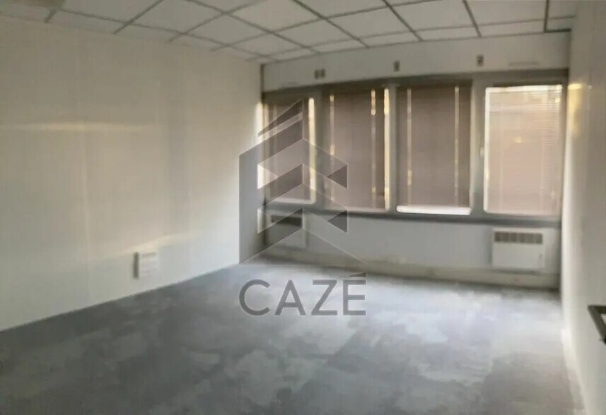 Bureau dans Mérignac à louer - Photo de l’immeuble – Image 3 sur 6