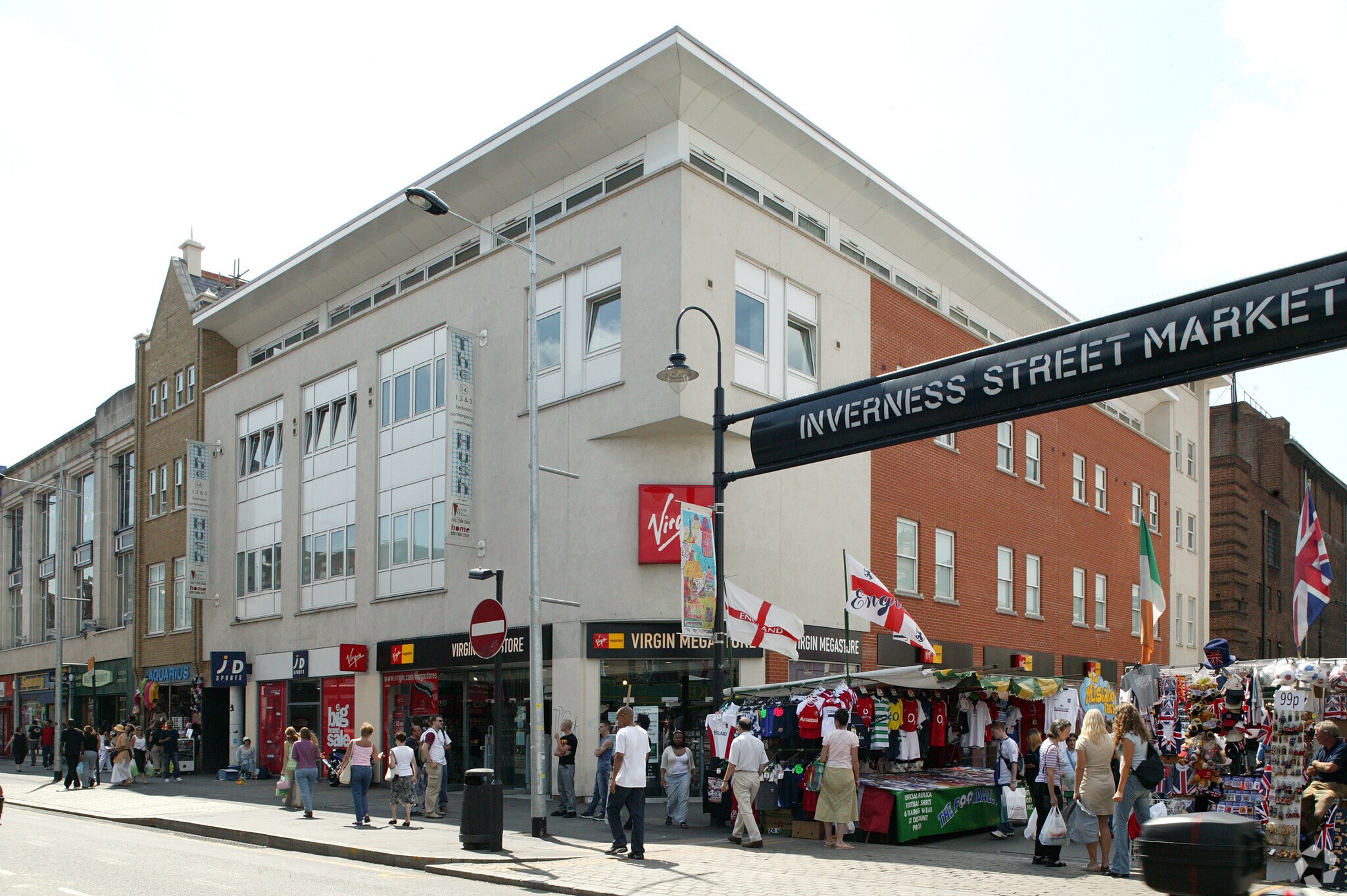 213-219 Camden High St, Londres à louer Photo principale– Image 1 sur 2
