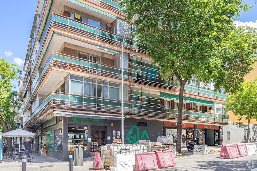 Calle de Esteban Collantes, 12, Madrid, Madrid à vendre - Photo de l’immeuble – Image 2 sur 4