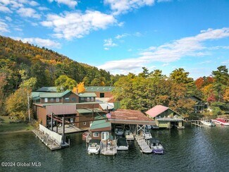Plus de détails pour 8 Delaware Ave, Silver Bay, NY - Spécialisé à vendre