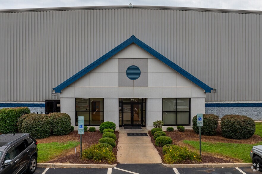 276 Enterprise Way, Mocksville, NC à louer - Photo de l’immeuble – Image 2 sur 4