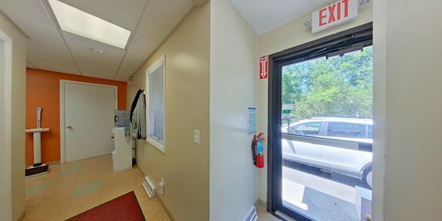 860 Boston Rd, Springfield, MA à vendre - Photo de l’immeuble – Image 2 sur 42