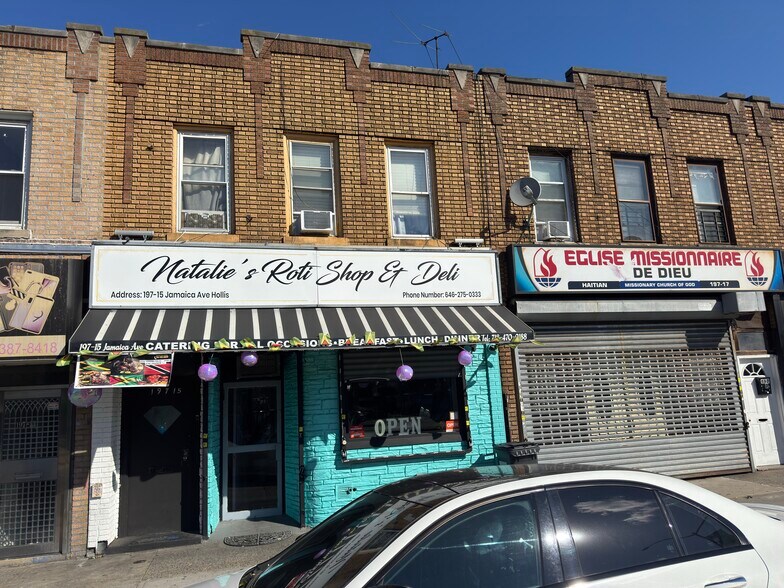 19715 Jamaica Ave, Hollis, NY à vendre - Photo de l’immeuble – Image 2 sur 10