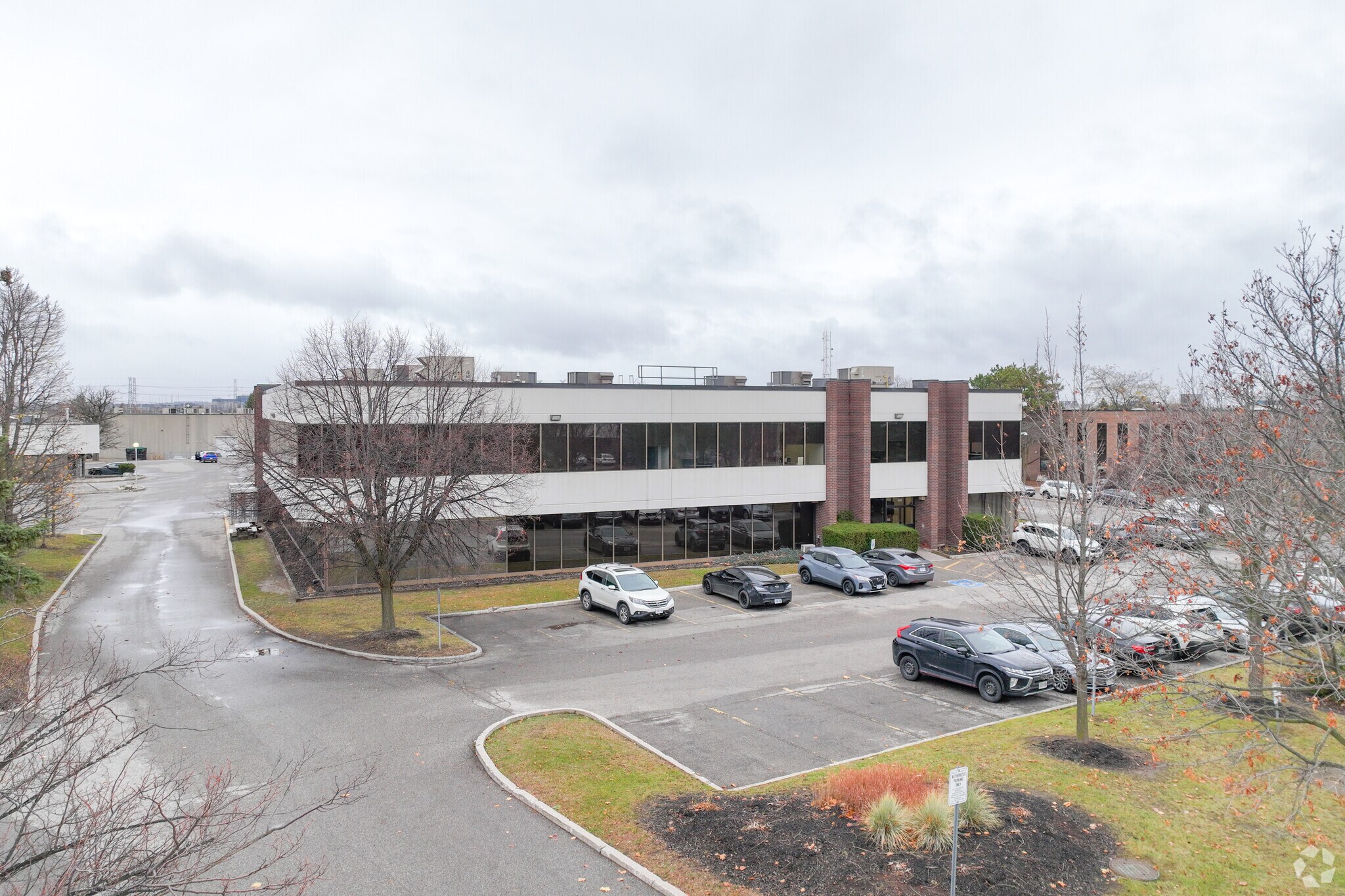 200 Bentley St, Markham, ON à louer Photo principale– Image 1 sur 15