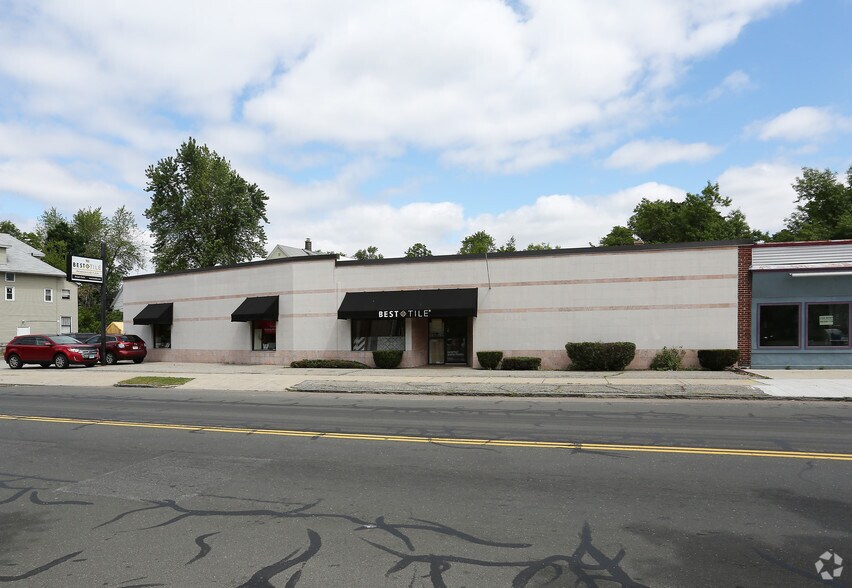 911 Belmont Ave, Springfield, MA à vendre - Photo principale – Image 1 sur 8