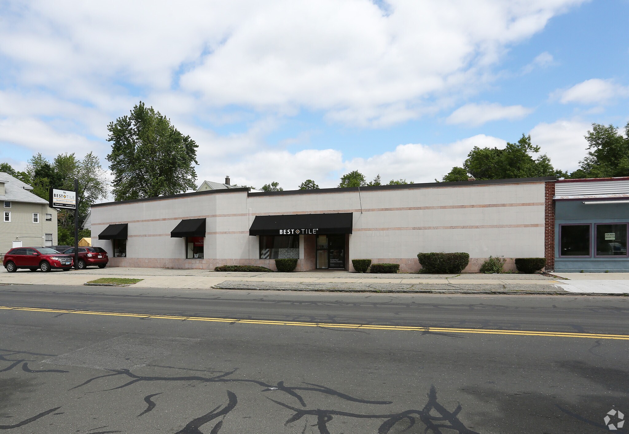 911 Belmont Ave, Springfield, MA à vendre Photo principale– Image 1 sur 9
