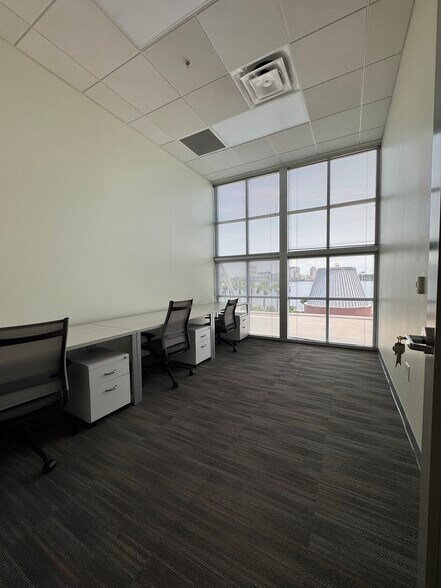 245 Riverside Ave, Jacksonville, FL à louer - Photo de l’immeuble – Image 3 sur 22