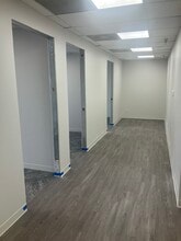 4001 Airport Fwy, Bedford, TX à louer Photo intérieure– Image 1 sur 6