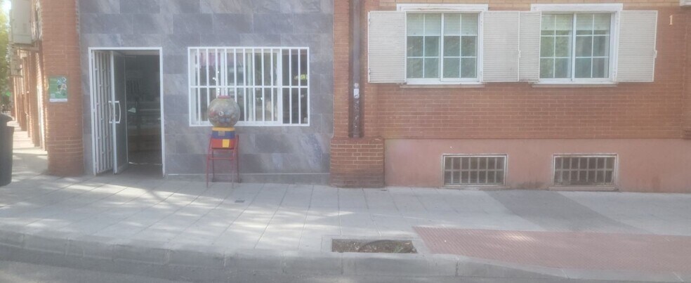 Calle Salvador Allende, 13, Mejorada del Campo, Madrid à louer - Photo de l’immeuble – Image 1 sur 1