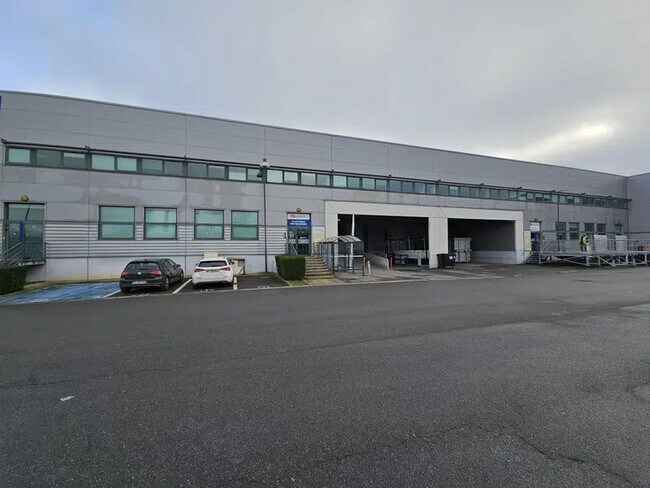 Plus de détails pour Industriel/Logistique à louer