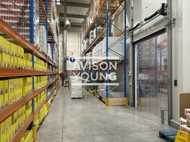 Local d’activités dans Gennevilliers à louer - Photo de l’immeuble – Image 3 sur 12