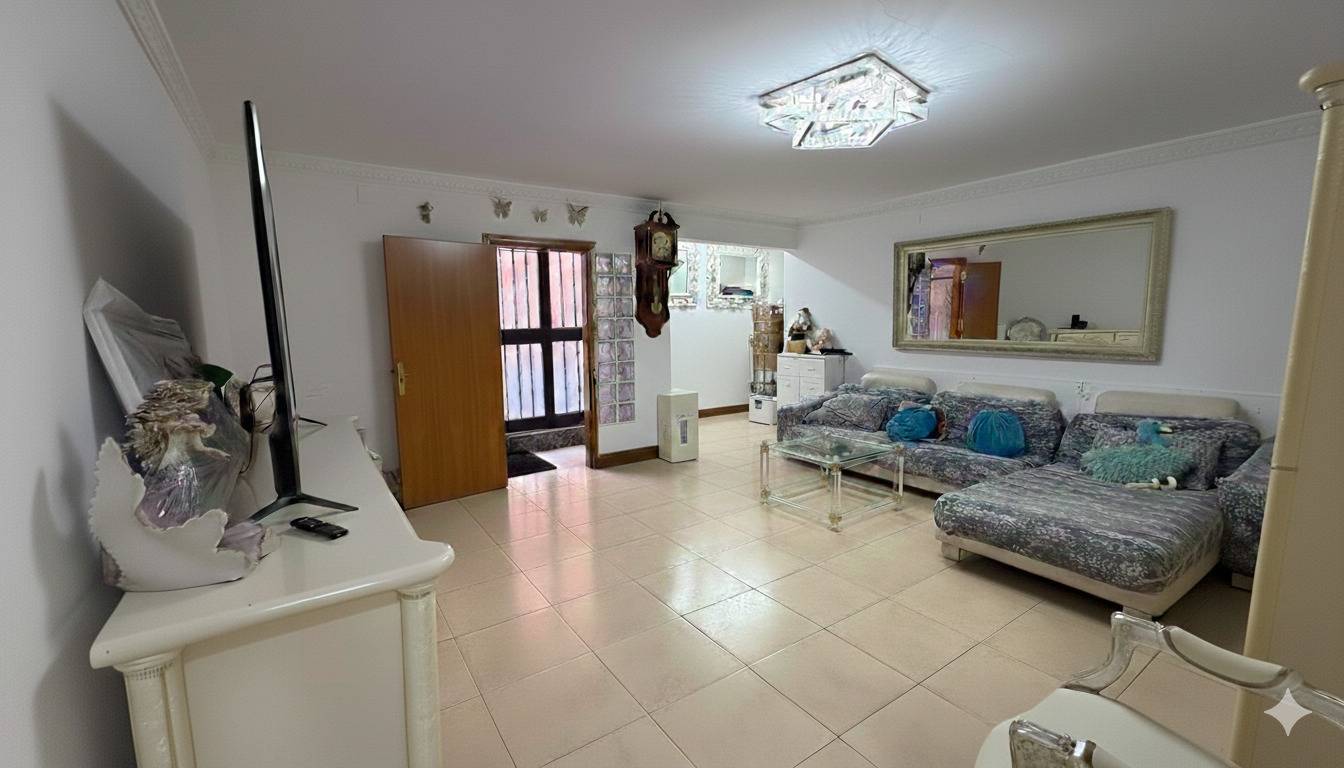 Santa Coloma de Gramenet, BAR 08921 - Lot 2 -  - Photo intérieure - Image 1 of 5