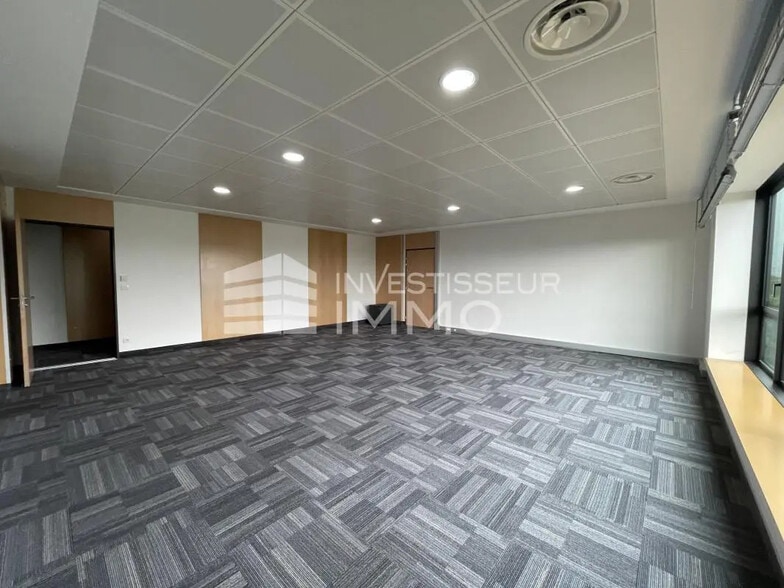 52 Boulevard De L'Yerres, Évry-Courcouronnes à vendre - Photo de l’immeuble – Image 2 sur 4