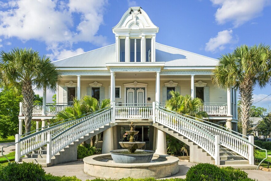 2001 Lakeshore Dr, Mandeville, LA à vendre - Photo de l’immeuble – Image 3 sur 39